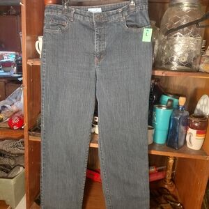 Kim Roger's Petite 16p Average Stretch Straight Leg Blue Jeans Flare
